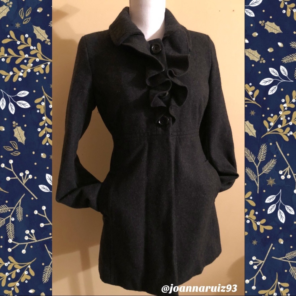 Old Navy Eye Catching Pea Coat! 👀